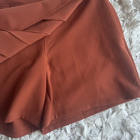NWOT Athleta High Rise Endless Pleated Rust Orange Skort Shorts - Picture 5 of 9
